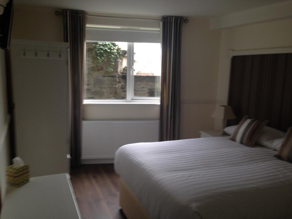The Fleet Inn Guesthouse & Restaurant Killybegs Extérieur photo